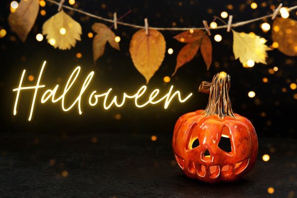 Top Halloween Decoration Ideas for Indoor & Outdoor Fun