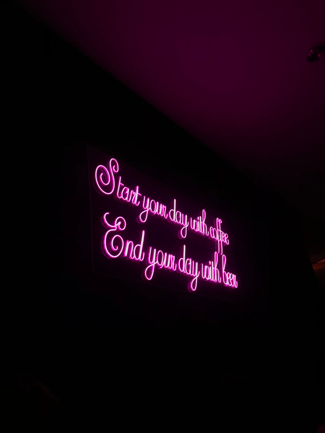 U.S. Corporate Offices Using Neon for Creative Zones